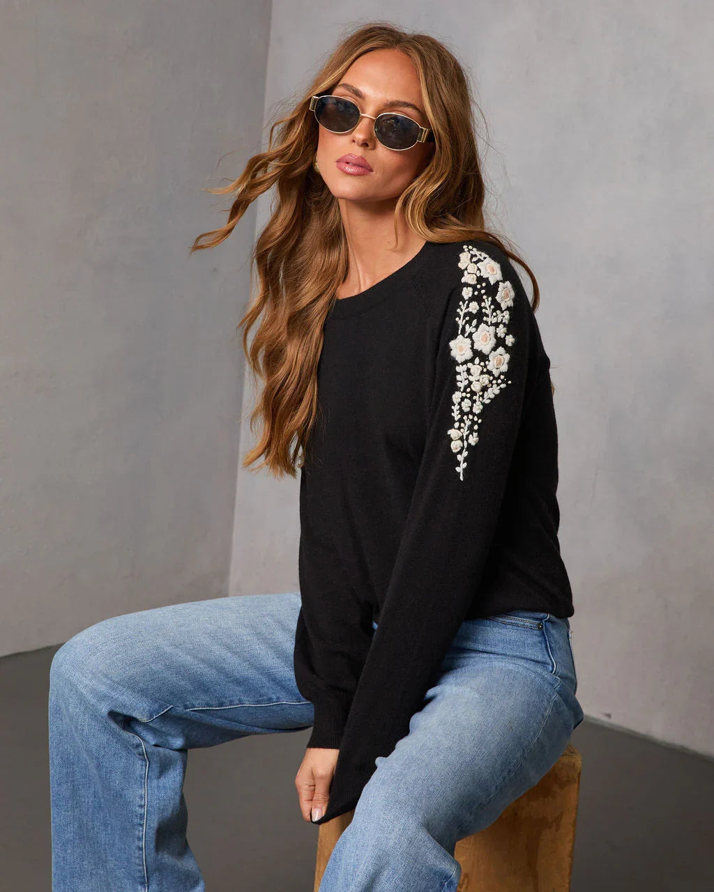 Air of Romance Embroidered Shoulder Knit Sweater