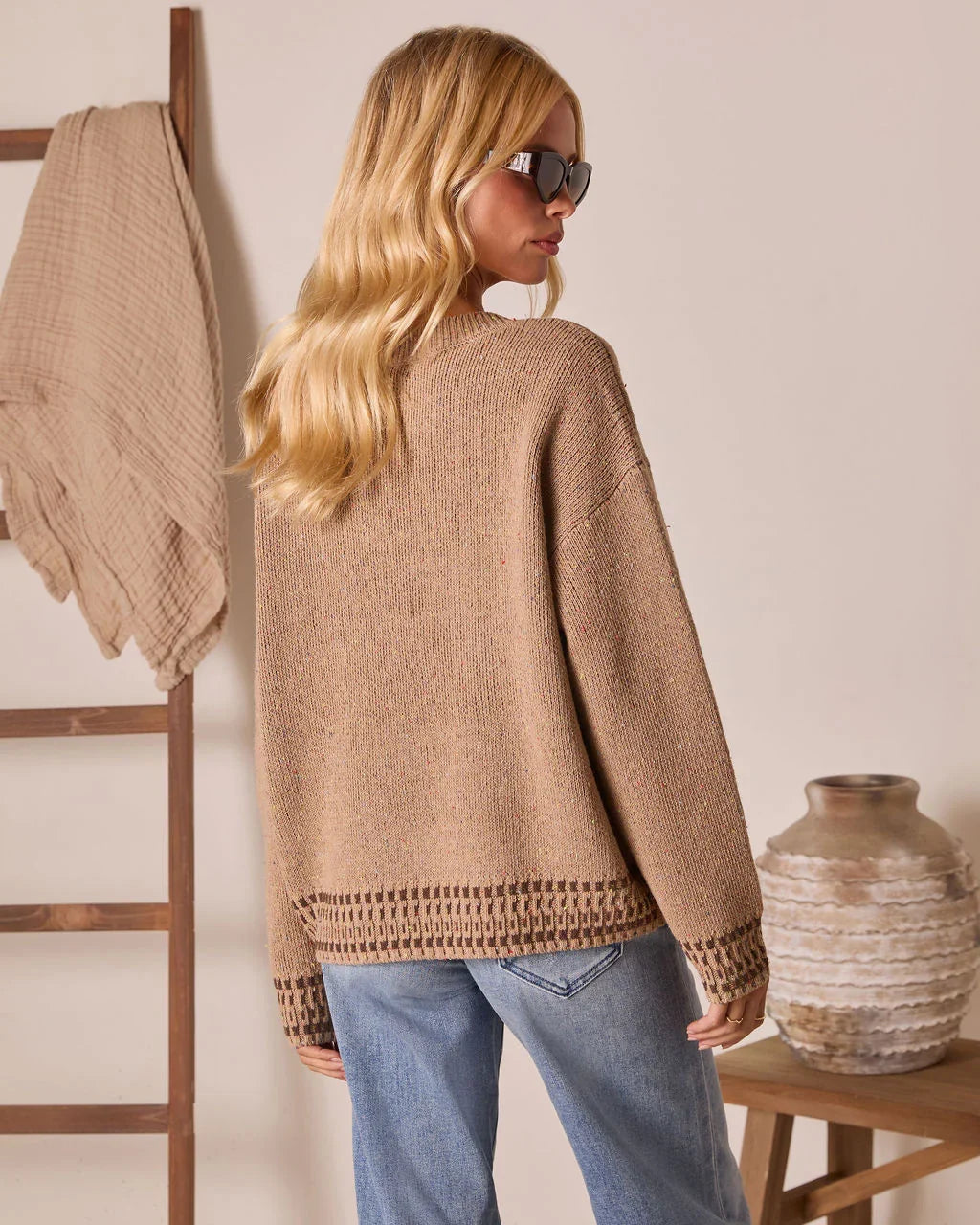 Stable Standard Horse Motif Sweater