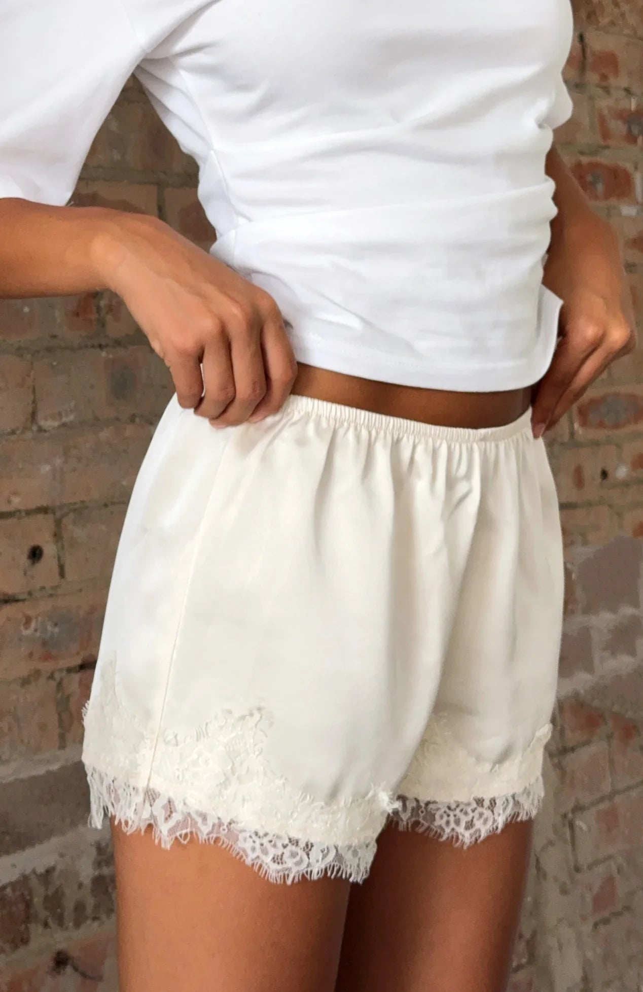 Easy Breeze Satin Lace Shorts Off White