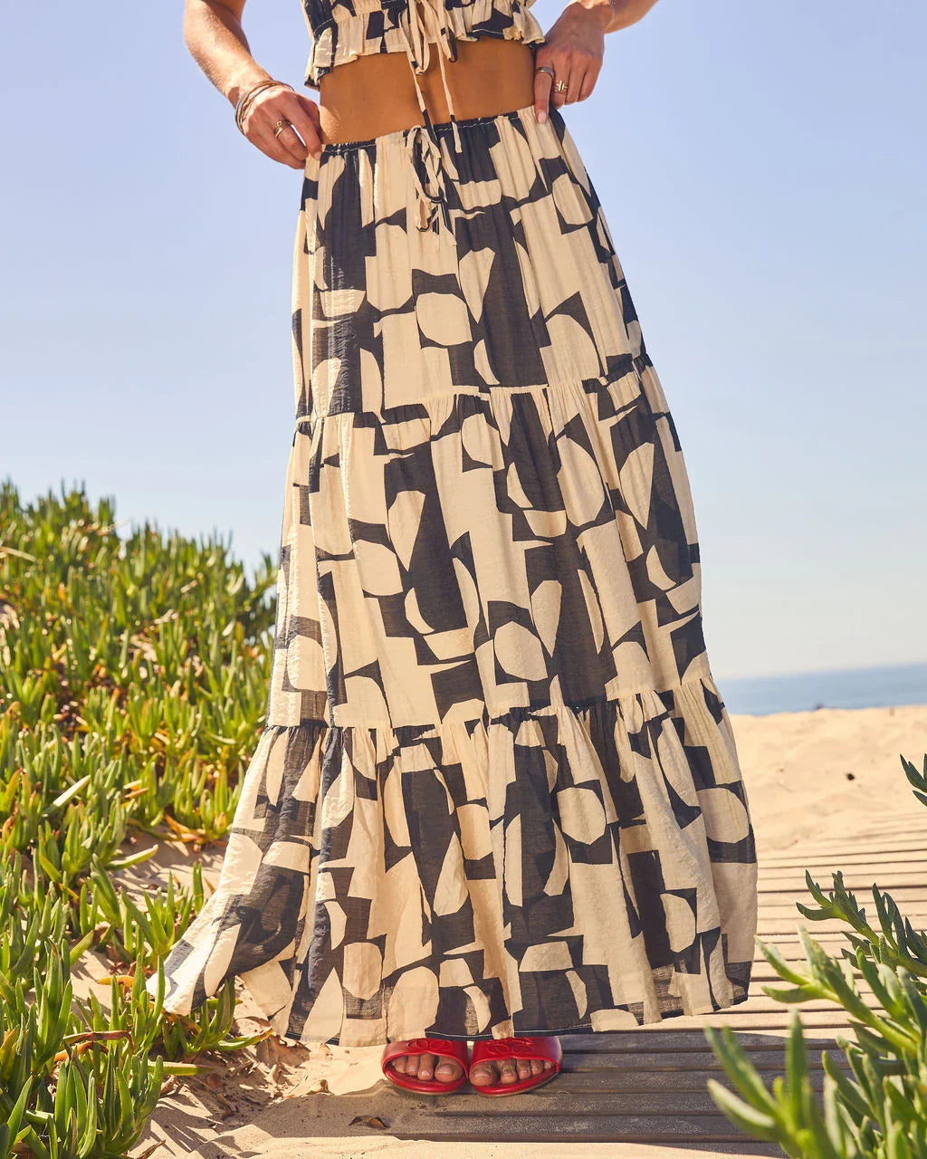 Weekend Wanderer Abstract Print Maxi Skirt